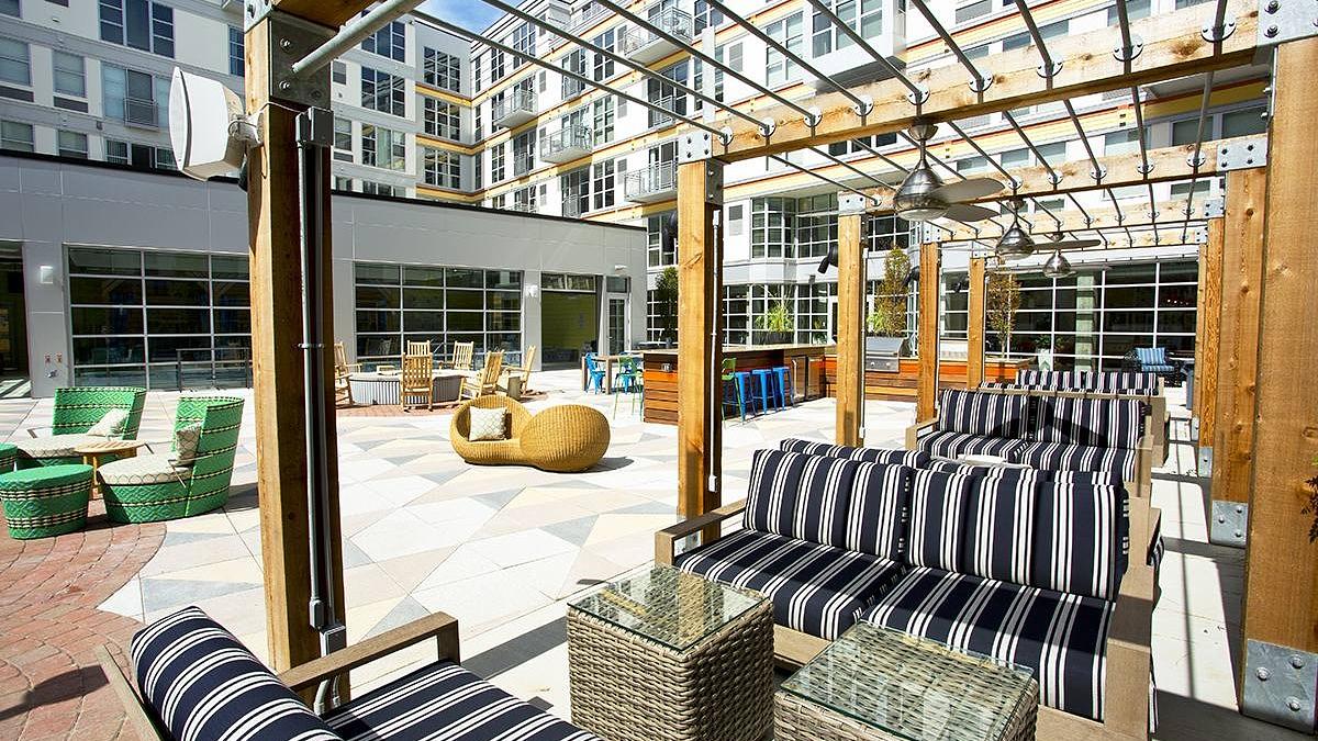 SouthSide Works City Apartments, Pittsburgh - (see pics & AVAIL)